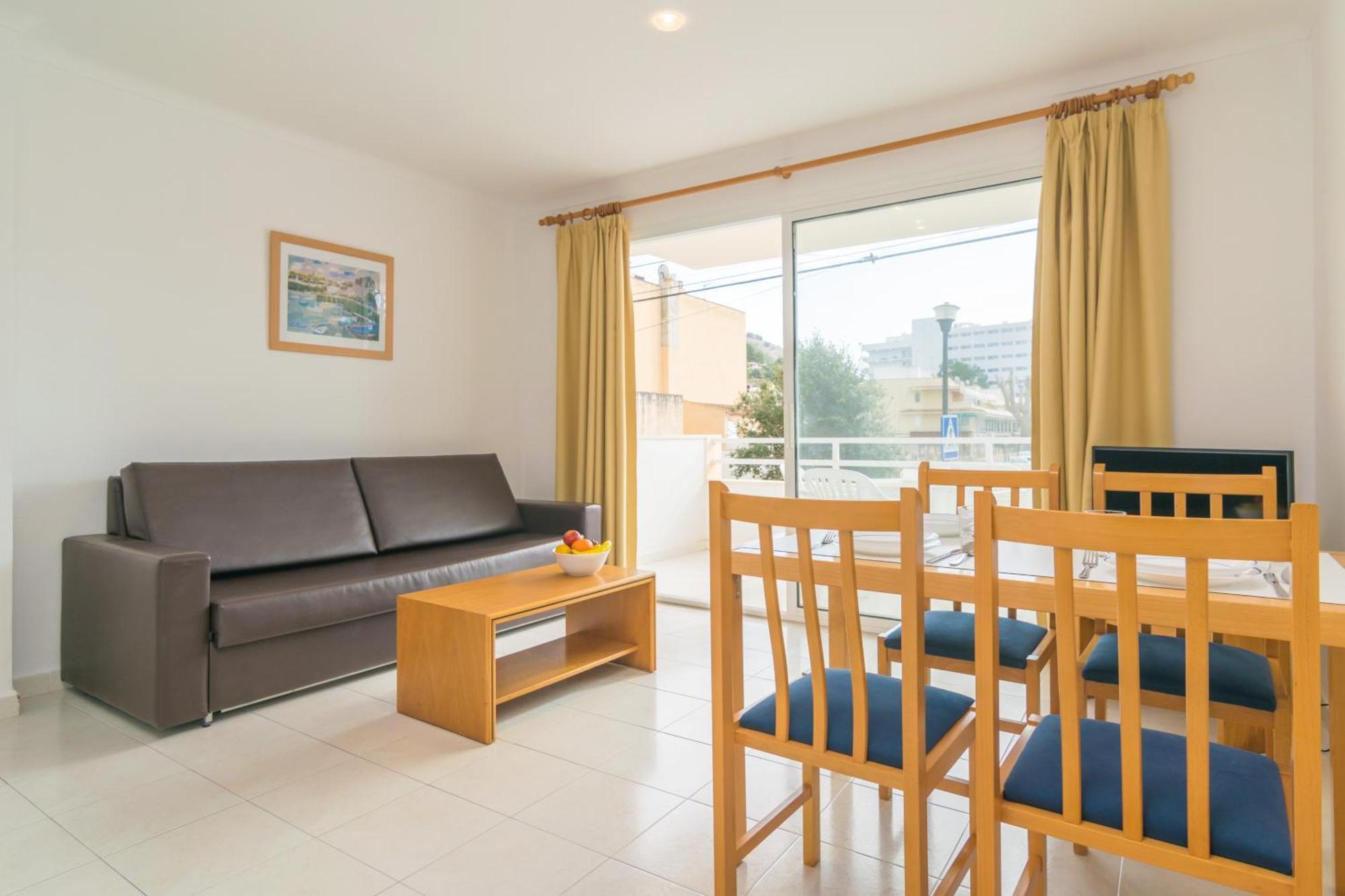 Apartamentos Massanet Канямел Екстериор снимка